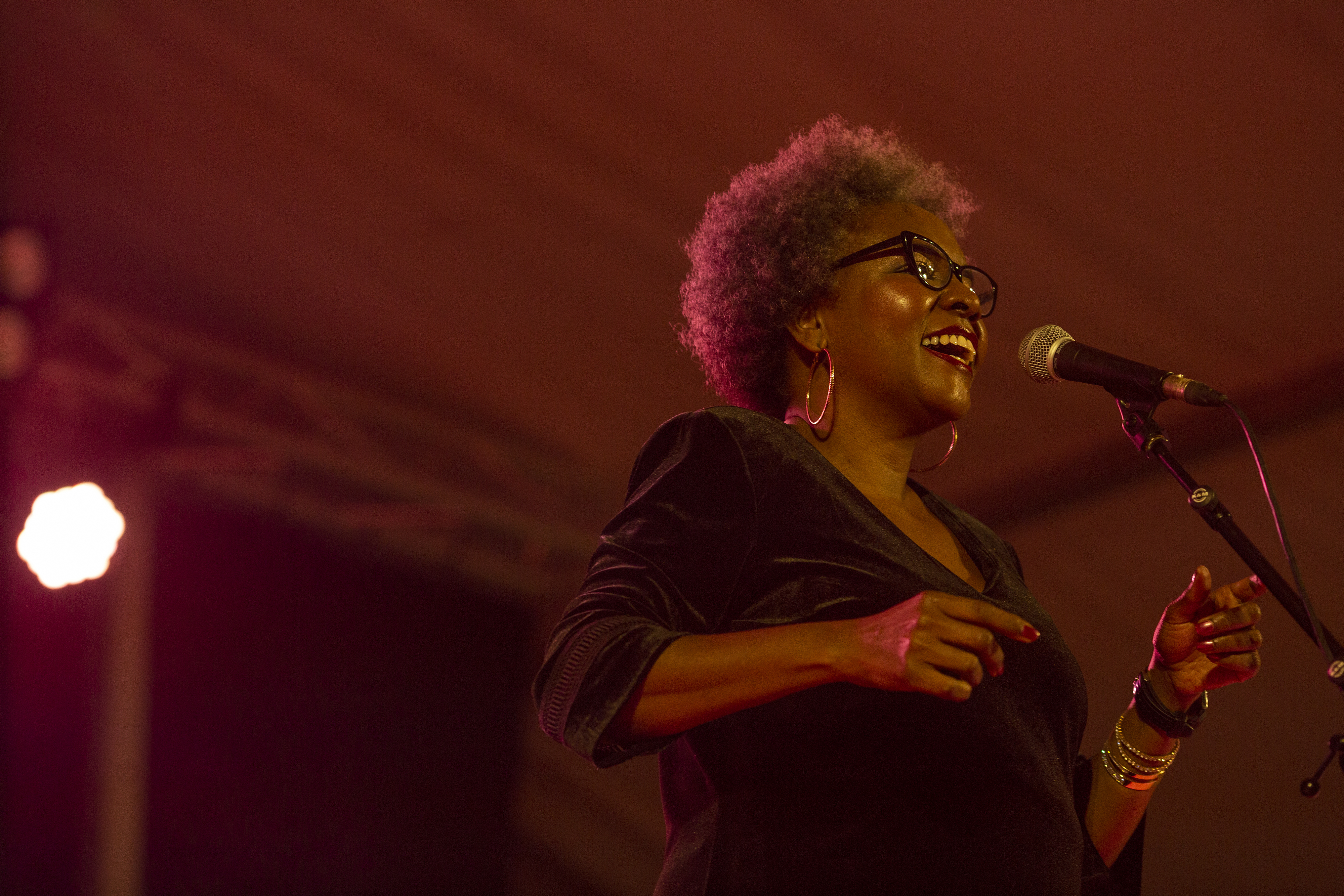 Jamila Purofilin, artista musical especializada en boleros y Nueva Trova